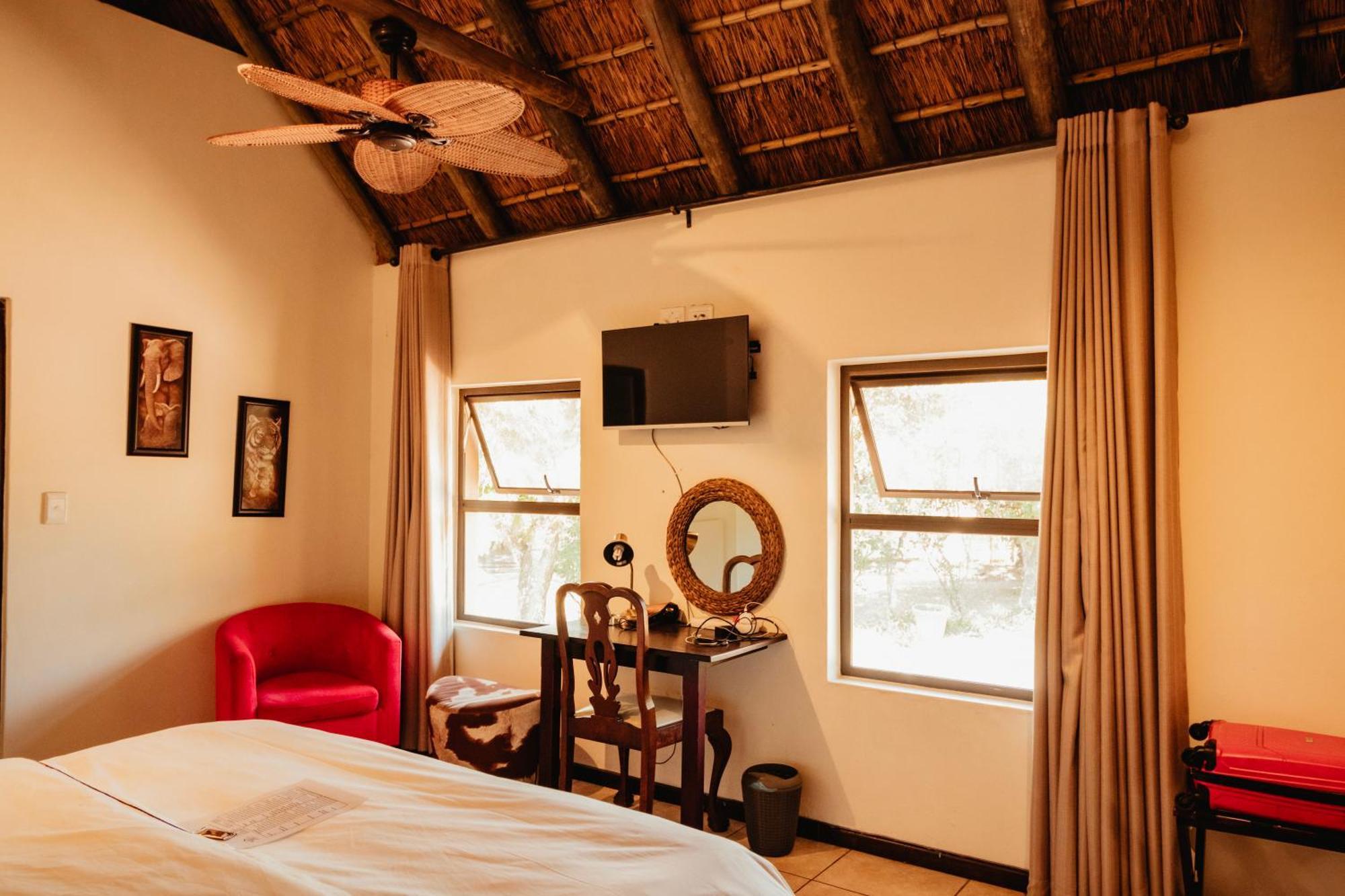 Blue Hills Lodge Midrand Buitenkant foto