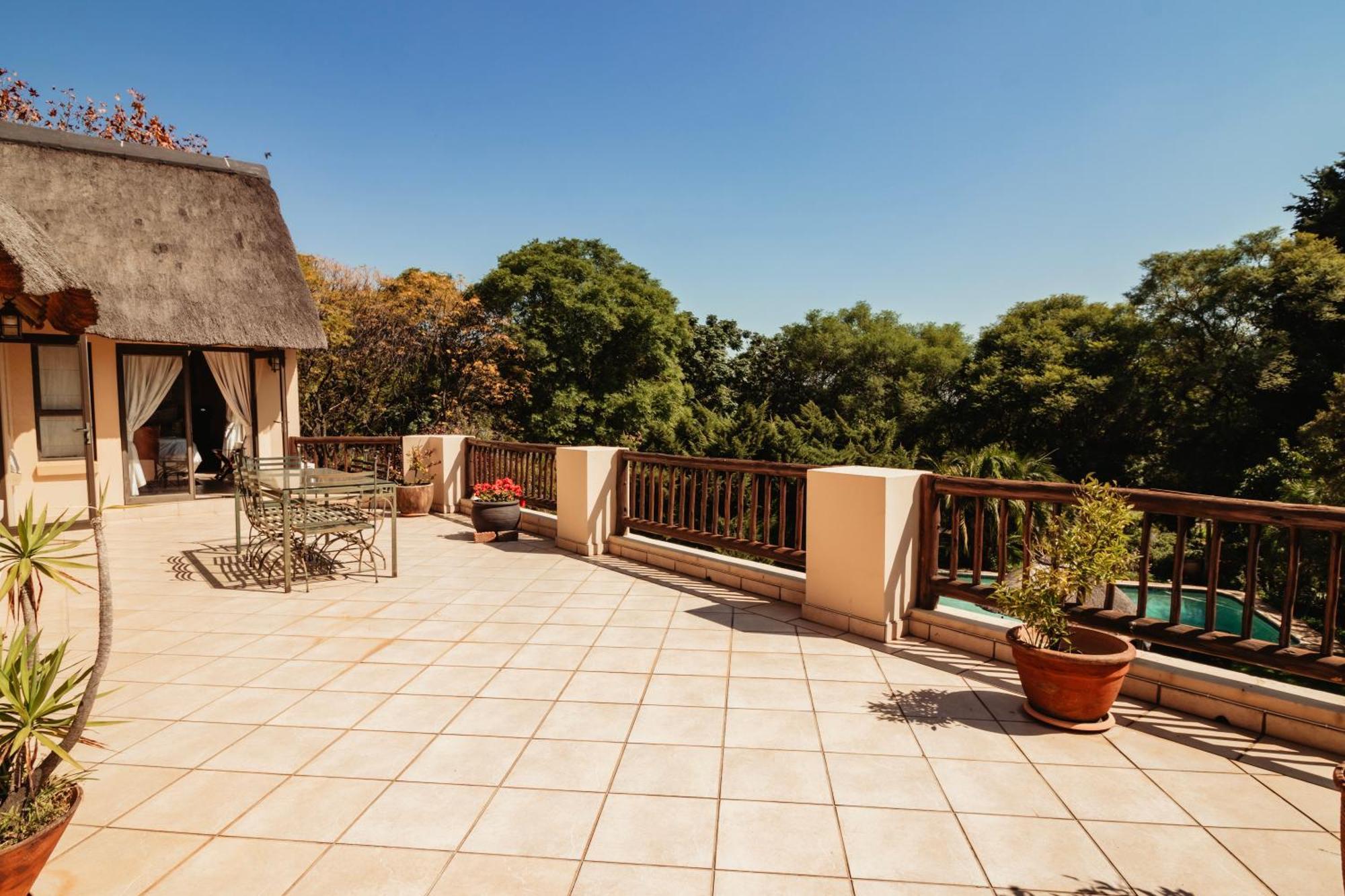 Blue Hills Lodge Midrand Buitenkant foto