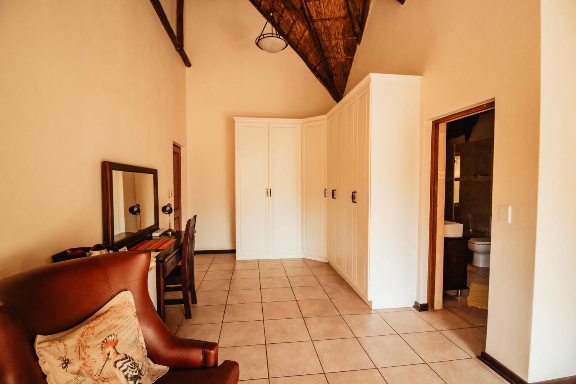 Blue Hills Lodge Midrand Kamer foto